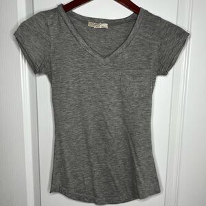 Derek heart v neck short sleeve t shirt top grey gray xs